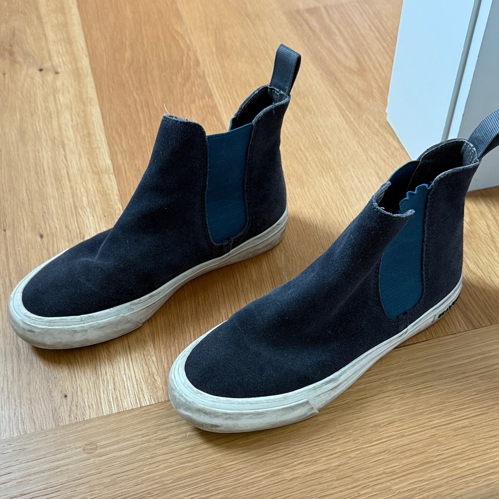 Woman's Laguna SeaVees boot--8